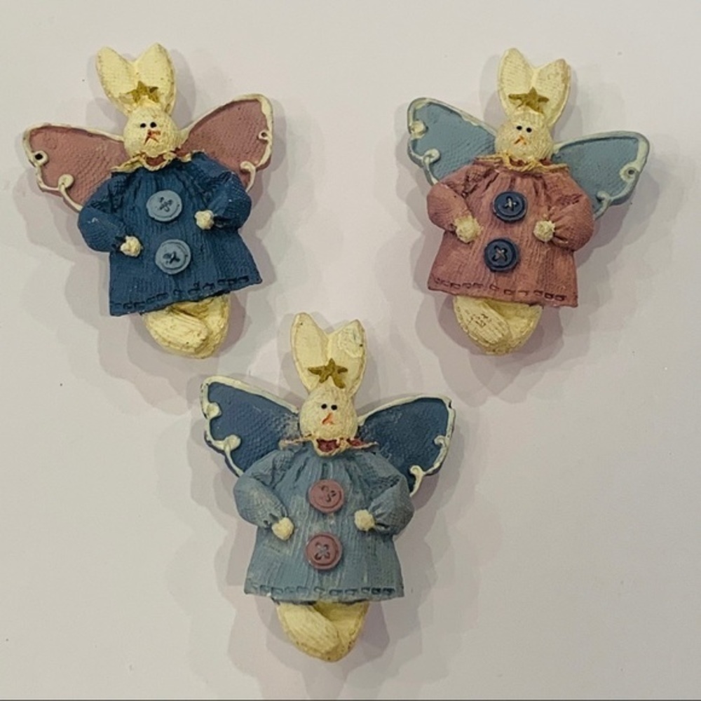 💐5/25 button covers Angel bunnies Christmas 1980s